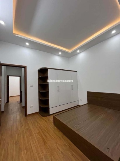 P/Lô oto nội thất V.I.P ở ngay gần Quang Trung, Hà Đông, dt 45mX4T, mt 4M, gần 9TỶ